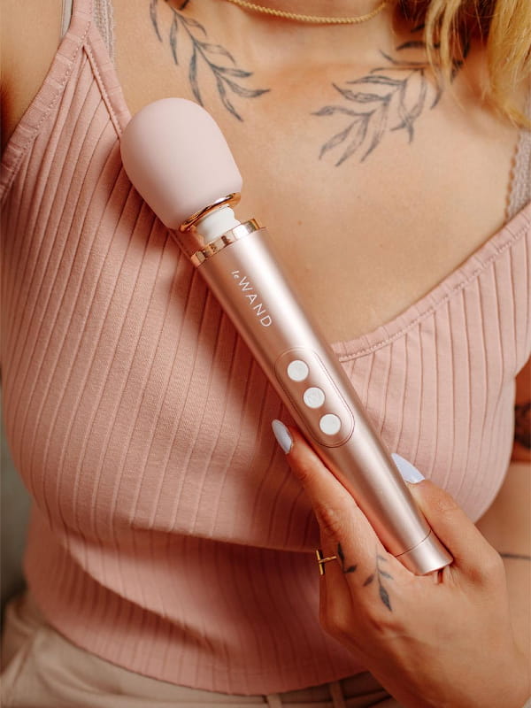 Le Wand Petite Rose Gold Sextoys Wand Oh! Darling